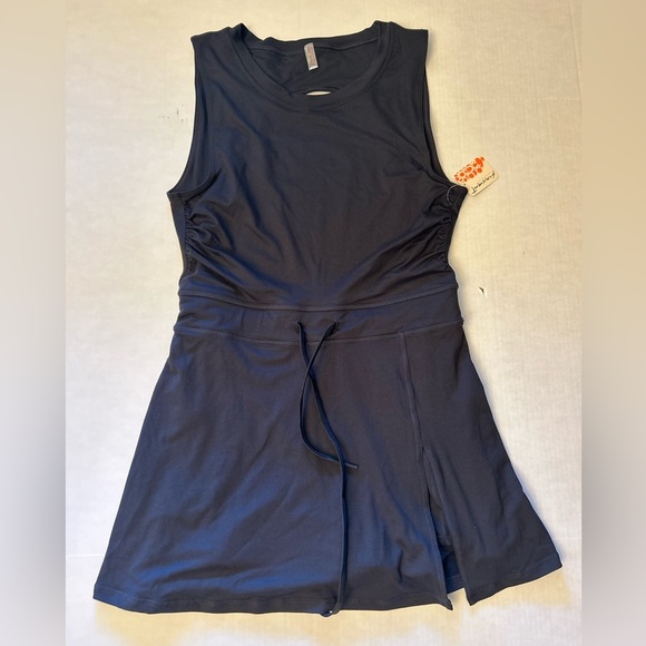 Free People Movement Easy Does It Black athletic mini Dress NWT Sz-L AA1 - Picture 11 of 15